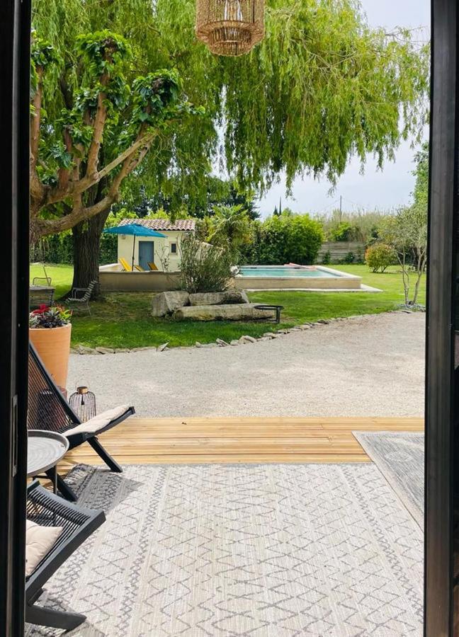 Mas Des Muses Bed & Breakfast L'Isle-sur-la-Sorgue Exterior photo